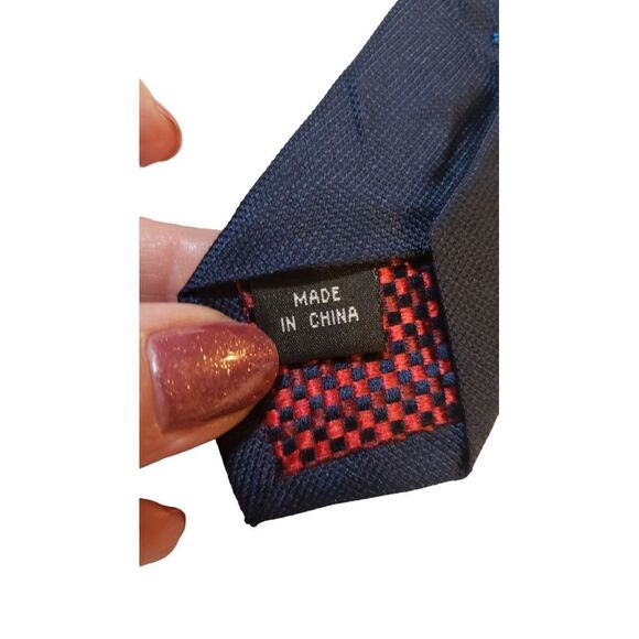 Saks Fifth Avenue Neck Tie Duo‎ Blue & Red Checker and Blue Solid 100% Silk - Picture 9 of 13